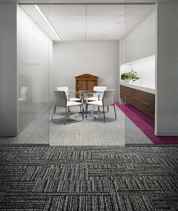 moqueta modular para oficinas